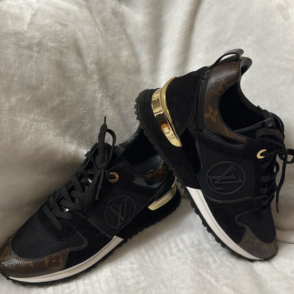 Women’s Run away sneakers mesh w/ monogram canvas and suede